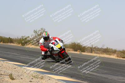 media/Mar-28-2022-Superbike Trackdays (Mon) [[b8603d0f67]]/Open Track Time/Turn 3 Inside/